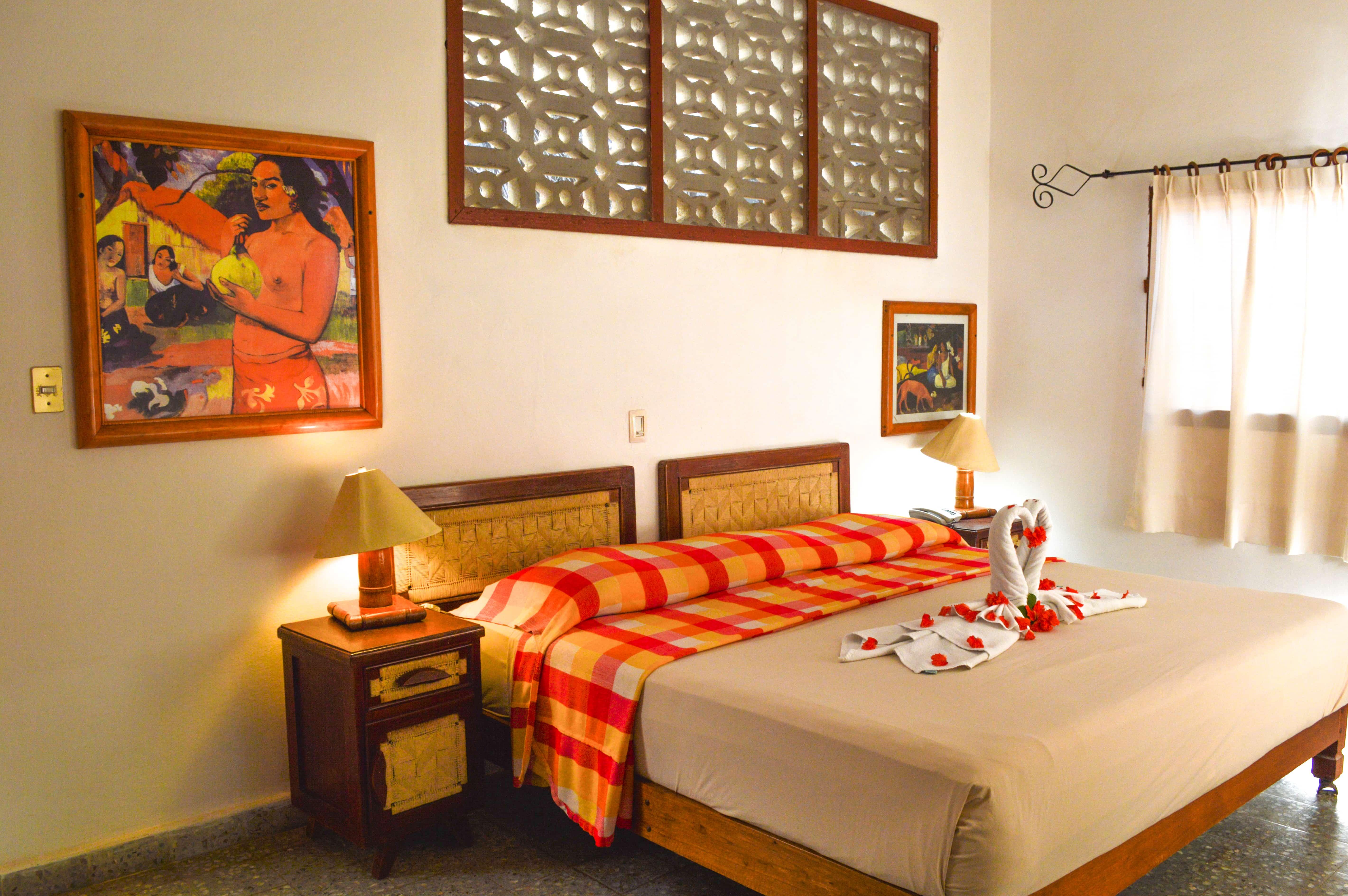 Hotel Catalina Beach Resort Zihuatanejo Bagian luar foto