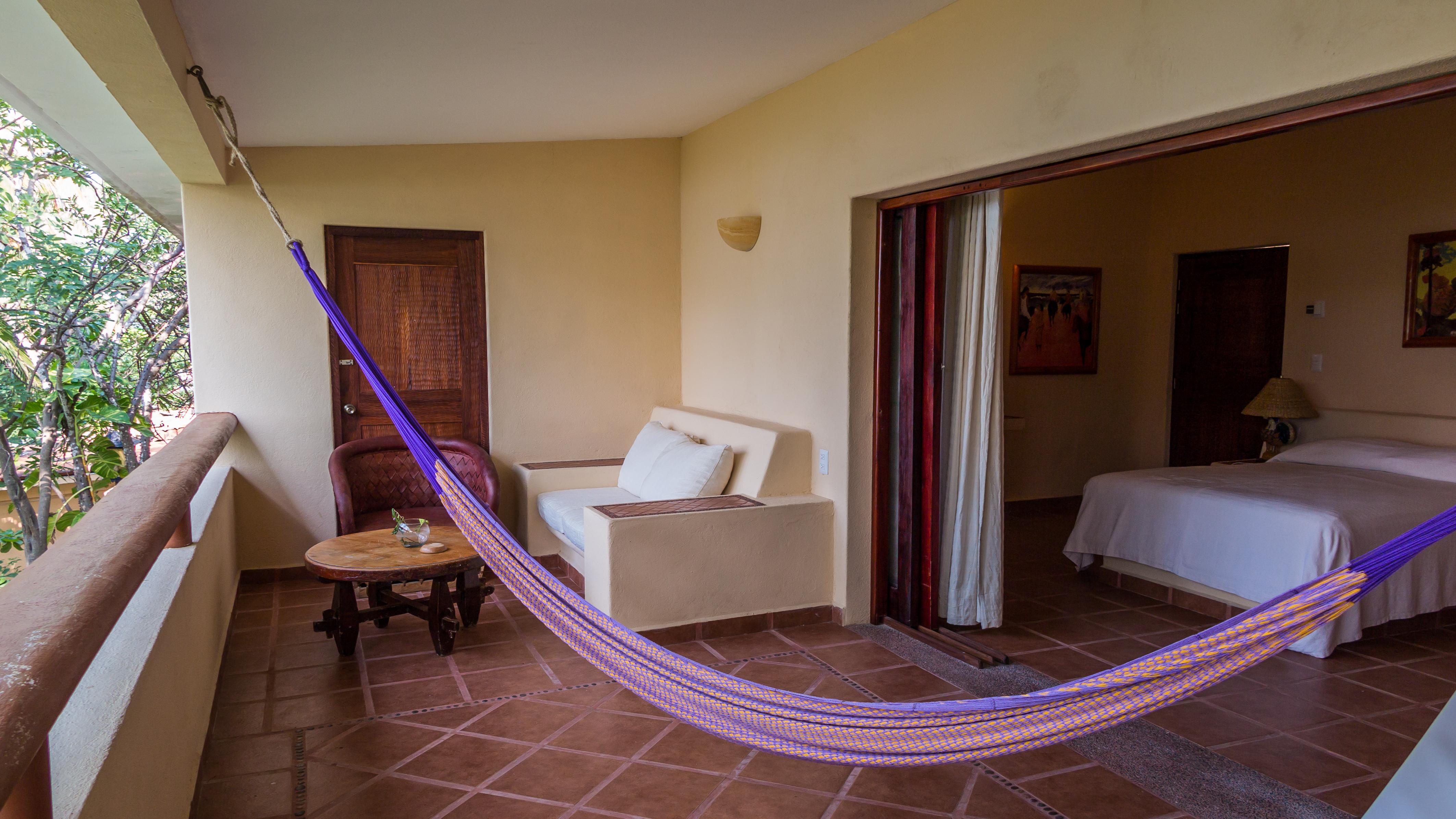 Hotel Catalina Beach Resort Zihuatanejo Bagian luar foto