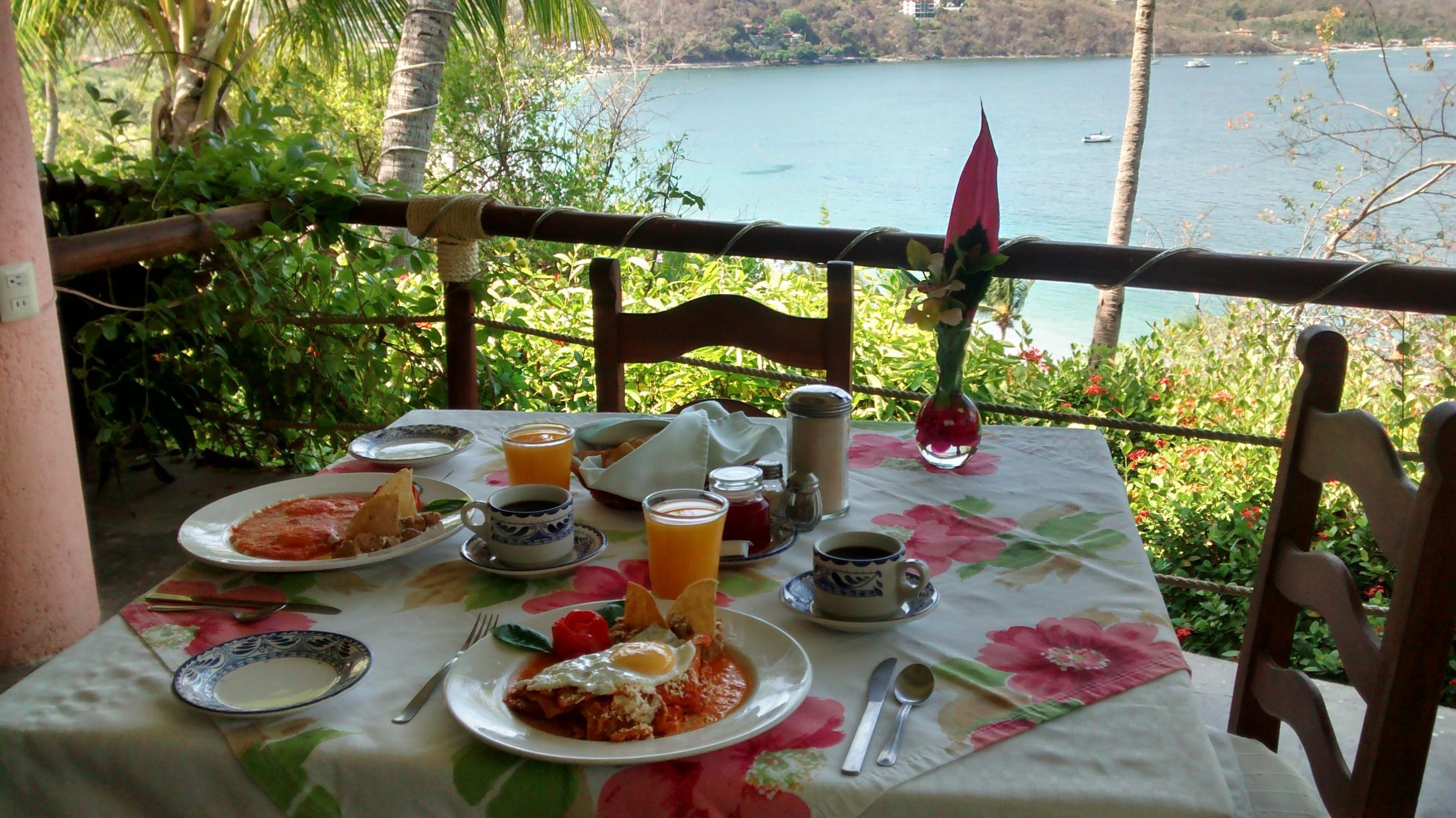 Hotel Catalina Beach Resort Zihuatanejo Bagian luar foto